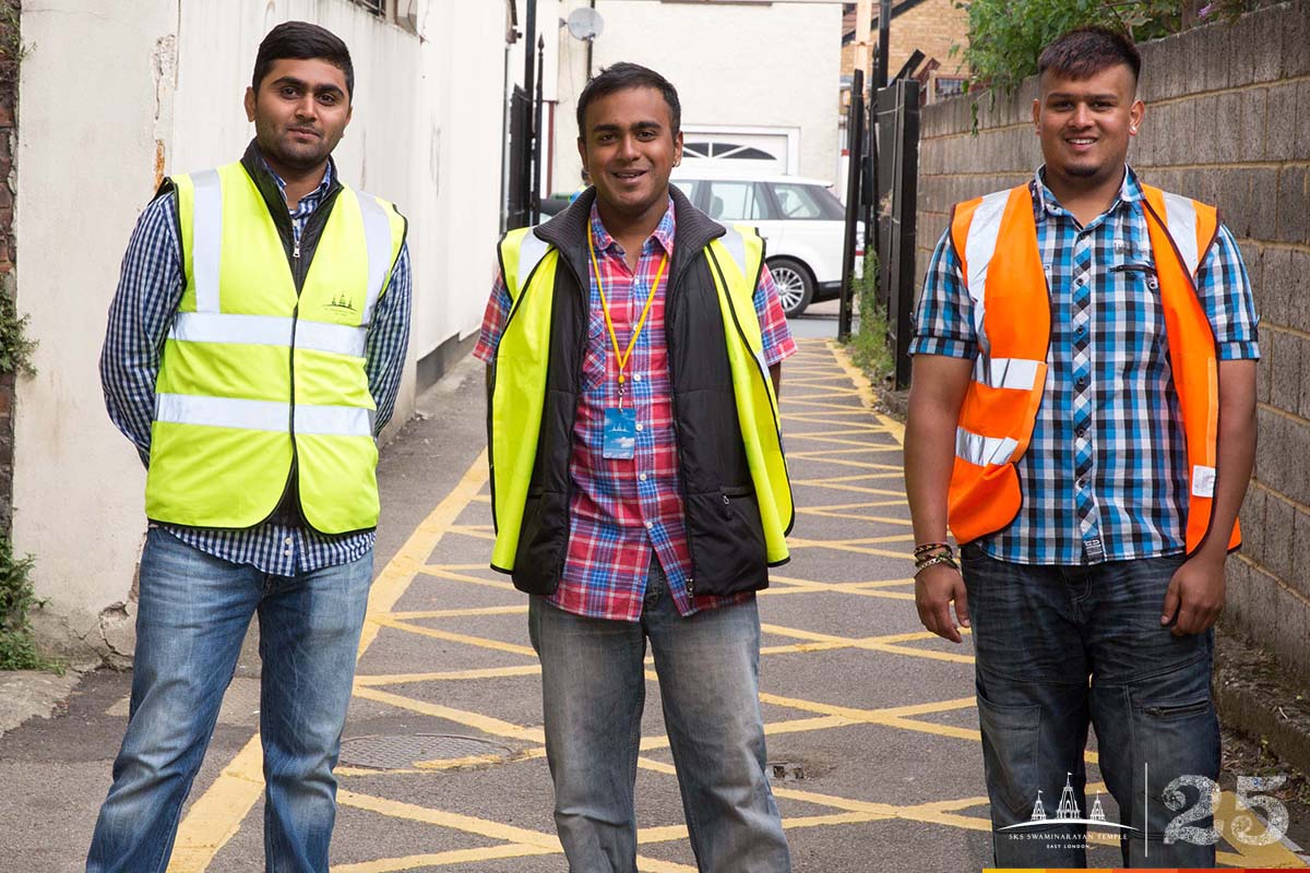©1987-2017 SKS Swaminarayan Temple East London